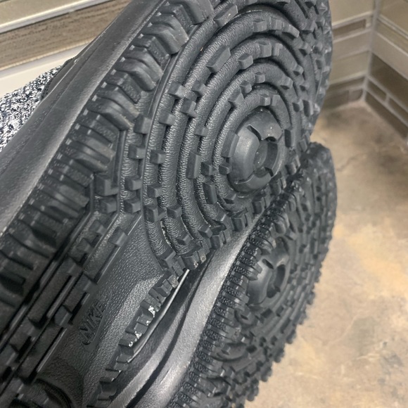 Nike LF1 Lunar Sneaker Boots Like New - Picture 5 of 7